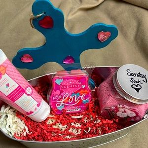 Scentsy gift basket!